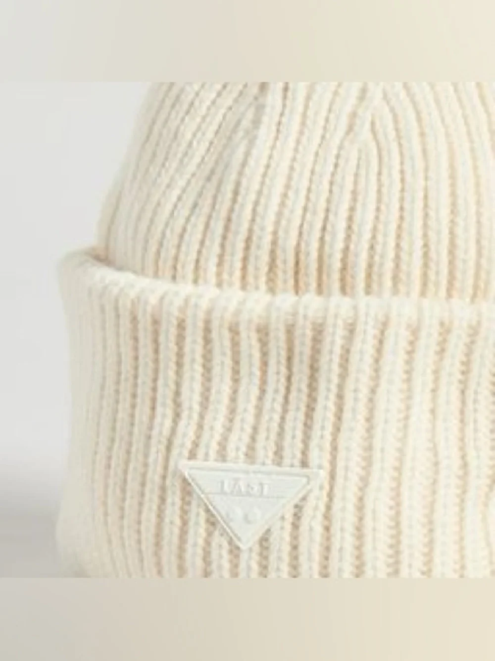 NWT LÄST 100% Extra Fine Merino Wool Beanie Cap Off White One Size